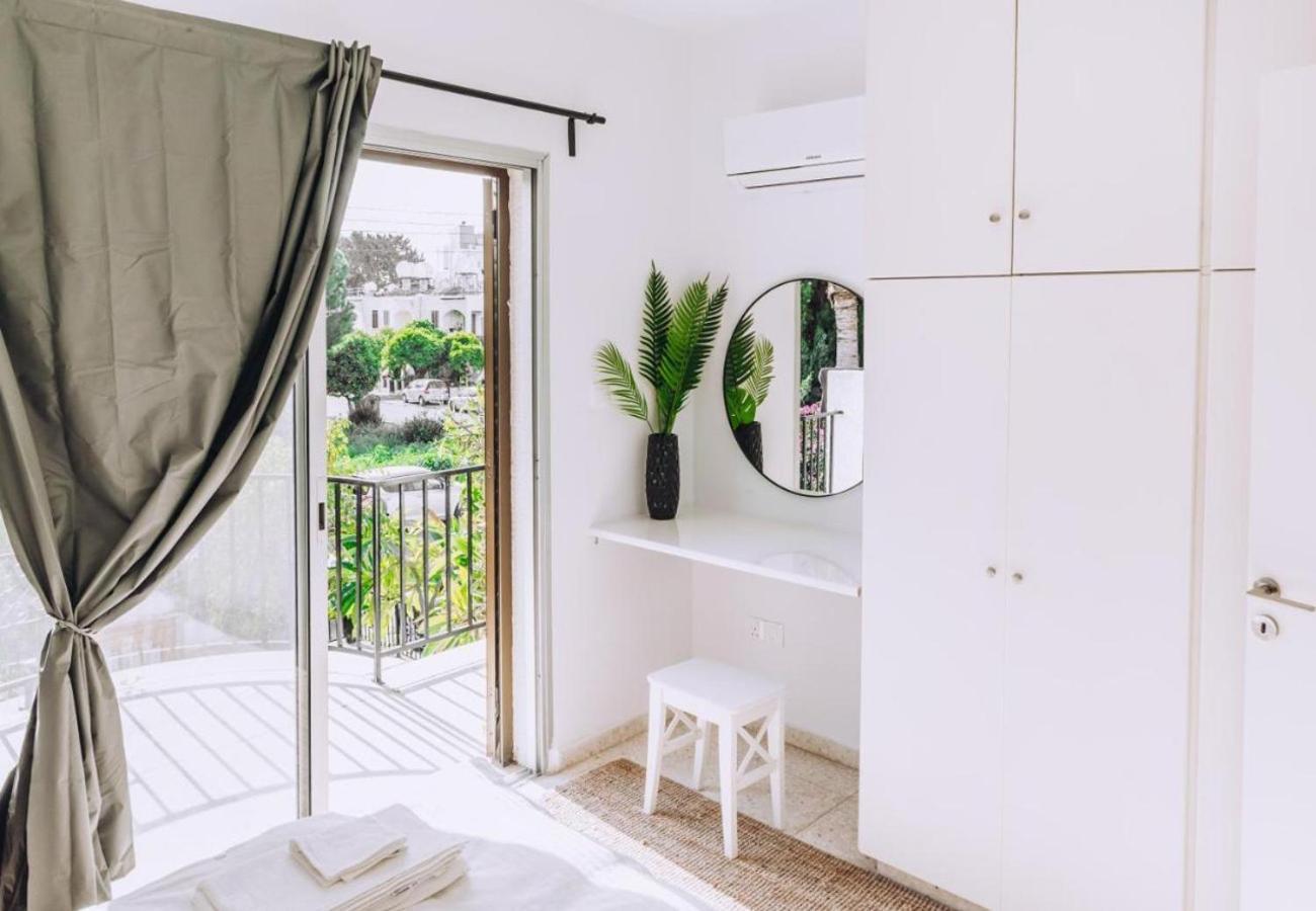 דירות H&O Royal Townhouse In Center Paphos מראה חיצוני תמונה