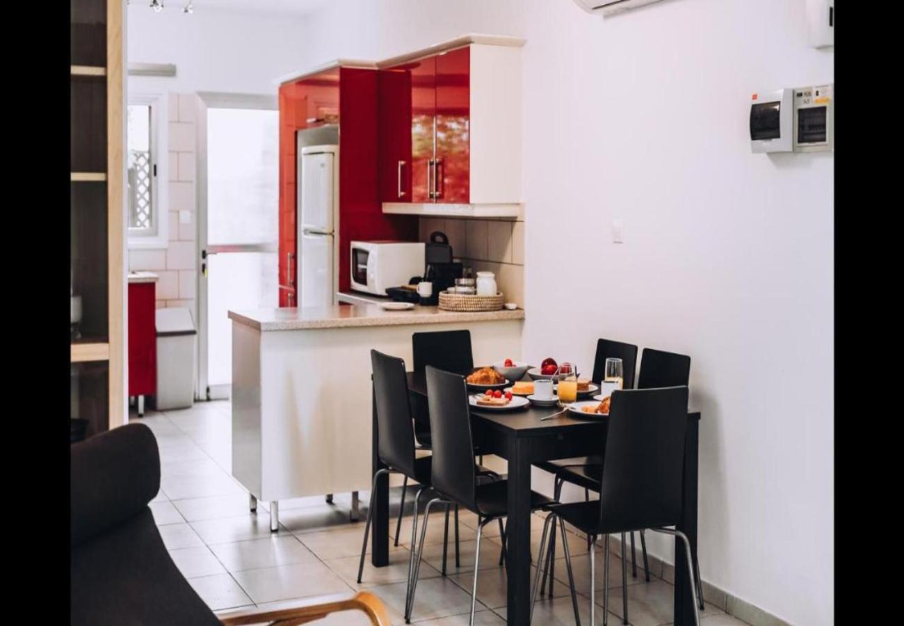 דירות H&O Royal Townhouse In Center Paphos מראה חיצוני תמונה