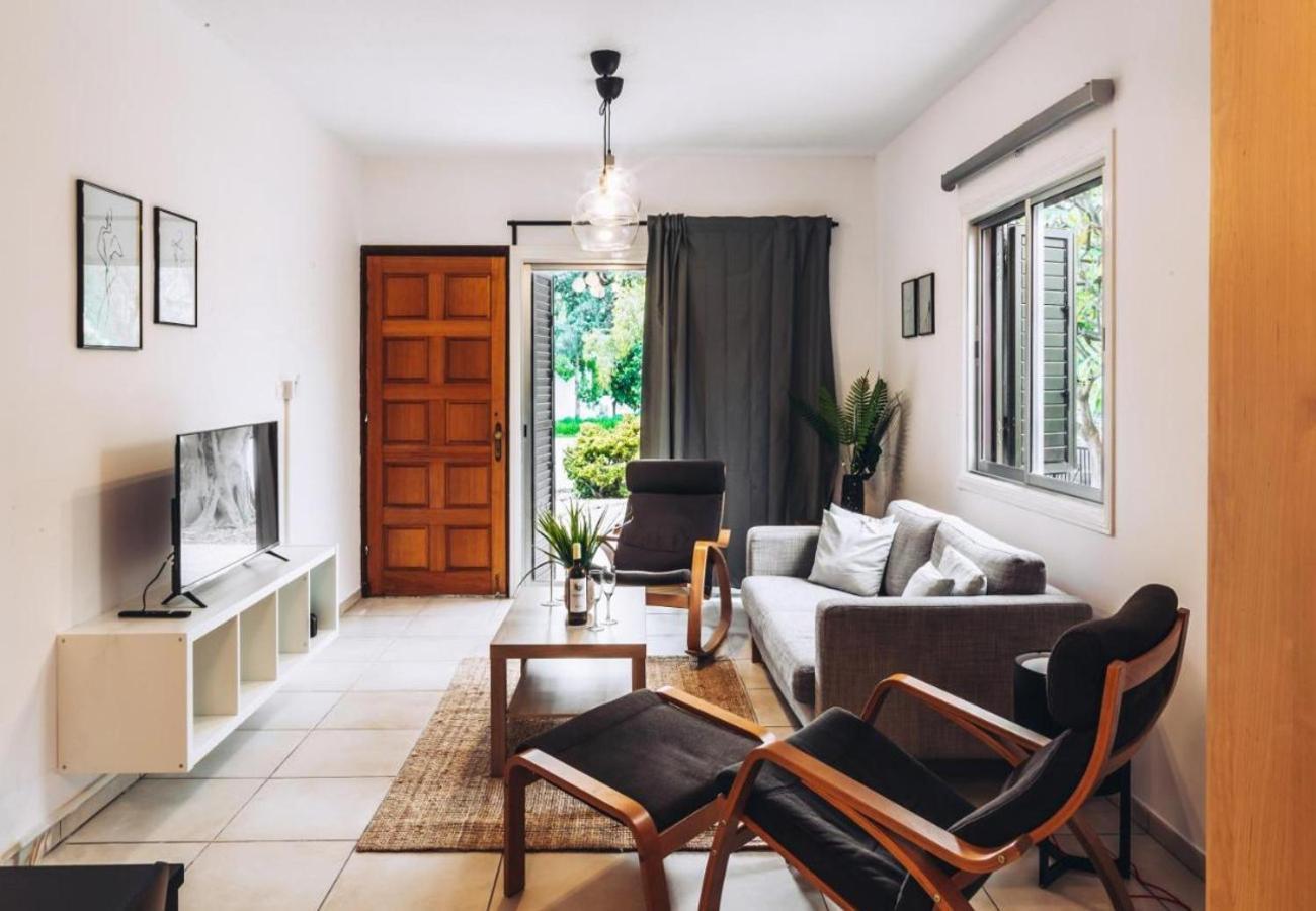דירות H&O Royal Townhouse In Center Paphos מראה חיצוני תמונה