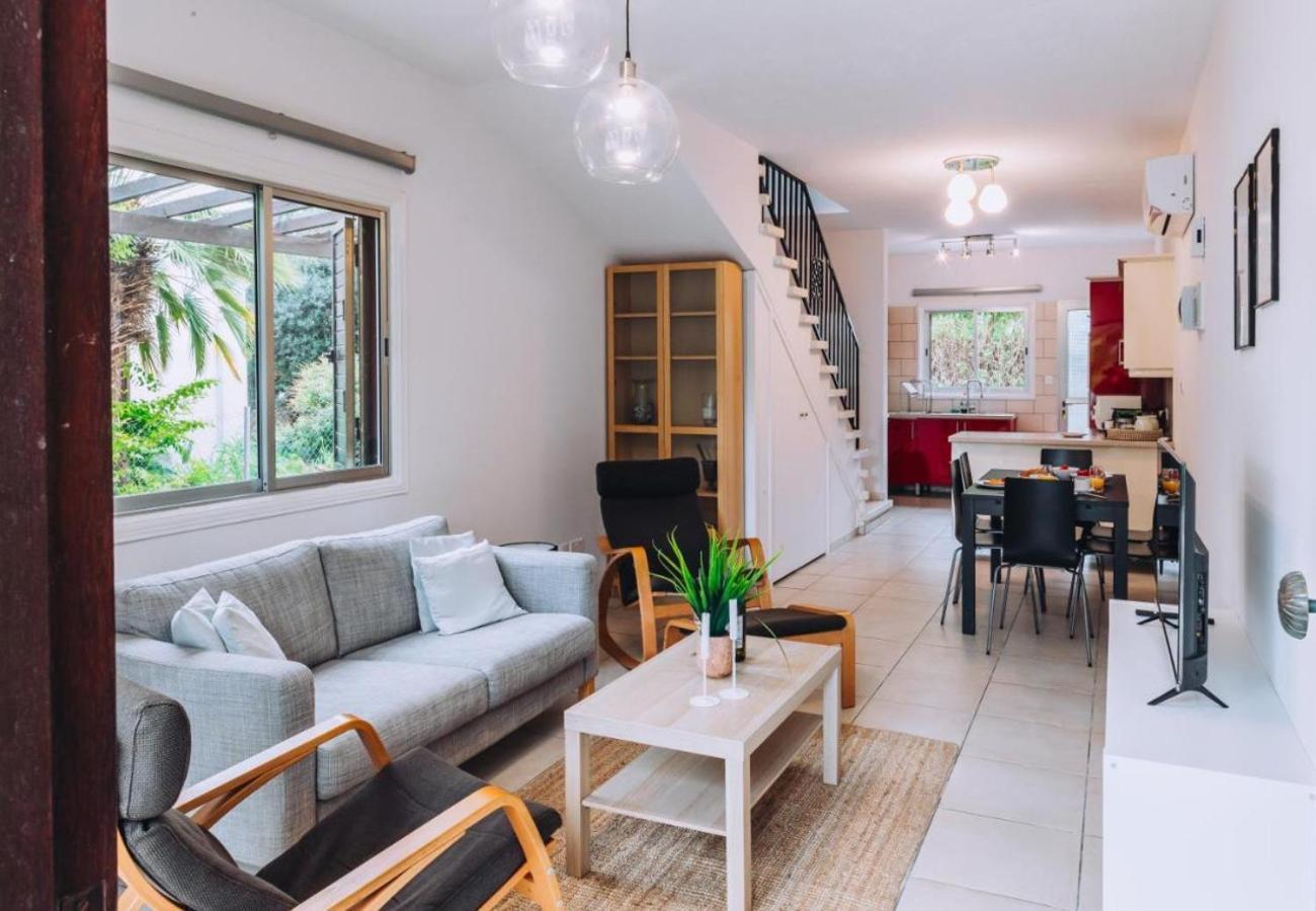 דירות H&O Royal Townhouse In Center Paphos מראה חיצוני תמונה