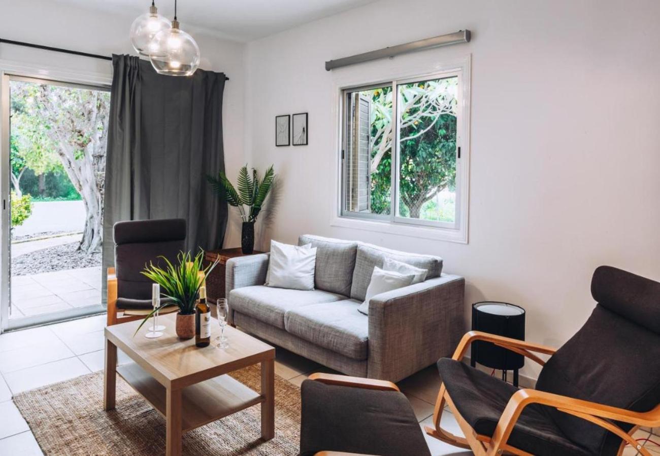 דירות H&O Royal Townhouse In Center Paphos מראה חיצוני תמונה